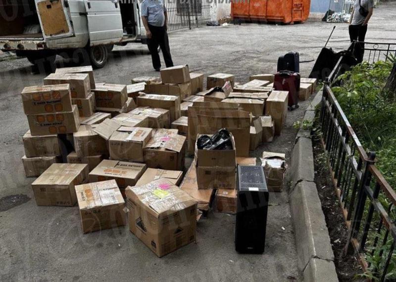 სანკტ-პეტერბურგში, პრიგოჟინის ოფისში ფულით სავსე ყუთებით დატვირთული სატვირთო მანქანა იპოვეს