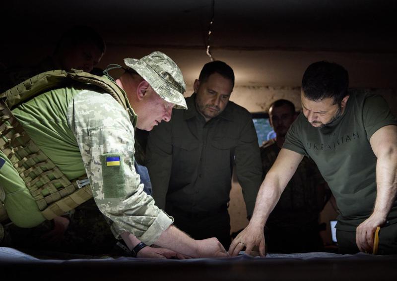 "ეს ბედნიერი დღეა! ჩვენმა ჯარისკაცებმა ყველა მიმართულებით წინ წაიწიეს" - ვოლოდიმირ ზელენსკი