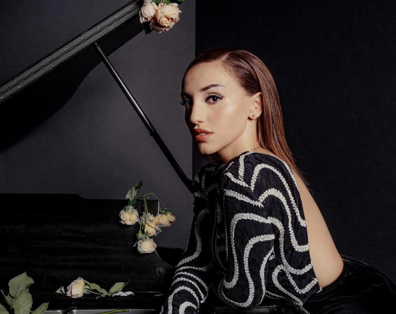 "კიდევ ერთხელ განვმარტავ რუსეთში ჩასვლის მიზეზებს, რომელიც გარკვეულმა პოლიტიკურმა ჯგუფებმა პირადი ინტერესებისთვის გამოიყენეს" - ბუზალაძე სკანდალსა და გადადებულ კონცერტზე