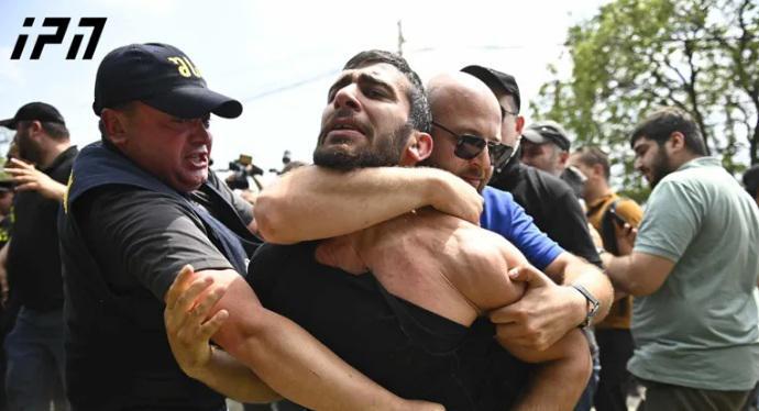 შეხლა-შემოხლა ლისის ტბის მიმდებარედ - პოლიციამ "პრაიდ ფესტივალის" მოწინააღმდეგე რამდენიმე პირი დააკავა