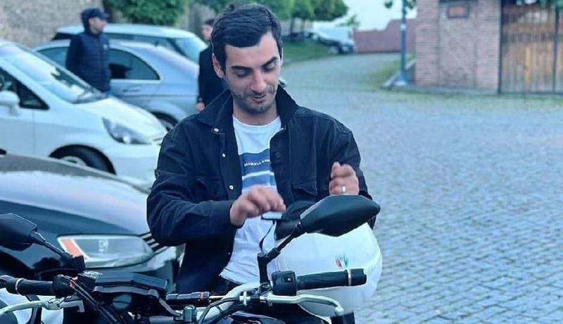 ტრაგედია გომბორზე - ავარიას 30 წლი მამაკაცი ემსხვერპლა: მოტოციკლი ჯერ ავტომობილს შეეჯახა, შემდეგ კი სიმაღლიდან გადავარდა