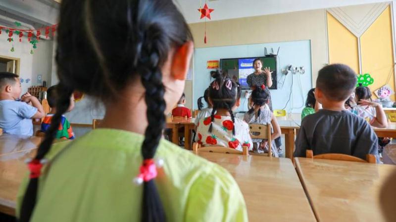 ჩინეთში, 25 ბავშვის ნატრიუმის ნიტრიტით მოწამვლისთვის, საბავშვო ბაღის მასწავლებელი სიკვდილით დასაჯეს