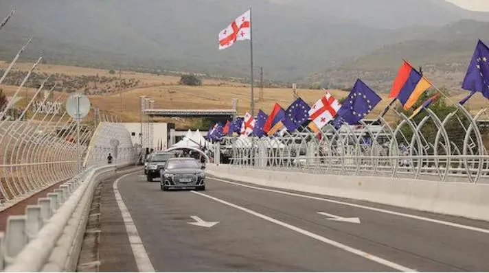 "სასიხარულო სიახლე - საქართველოსა და სომხეთის მოქალაქეებს, ორ ქვეყანას შორის გადაადგილება, პირადობის მოწმობის გამოყენებით შეეძლებათ" - შალვა პაპუაშვილი