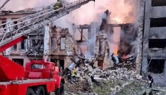 მძიმე ღამე უკრაინისთვის: რუსებმა მიკოლაივსა და ოდესას დაარტყეს - არიან დაღუპულები, დაშავებულებს შორის 5 ბავშვია