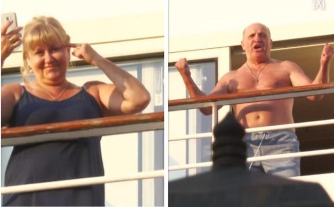 Astoria Grande-ს რუსი ტურისტები სკანდირებენ "Россия Россия" და აქციის მონაწილეებს შეურაცხმყოფელ ჟესტებს უჩვენებენ (ვიდეო)