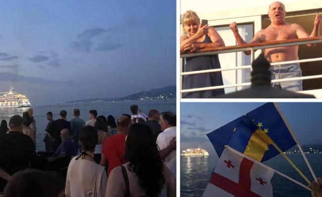 სოჭიდან წამოსულმა საკრუიზო ლაინერმა ბათუმის პორტი ხმაურის ფონზე დატოვა -  როგორ "უმასპინძლეს" ზღვისპირეთში Astoria Grande-ს რუს ტურისტებს, რომლებიც აგრესიულობით გამოირჩეოდნენ