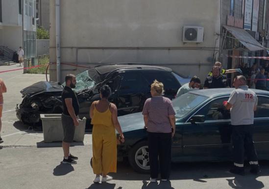 გლდანში ავარიის შედეგად გარდაცვლილი 25 წლის ორსულია - "გოგო მაღაზიიდან გამოდიოდა, რა დროსაც სწრაფად მიმავალი მანქანა დაეჯახა"