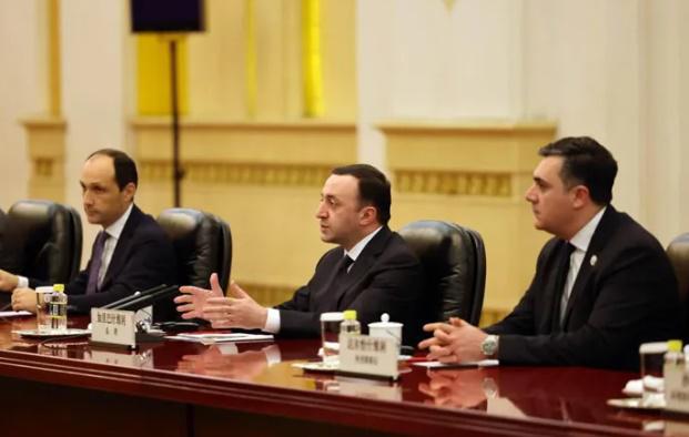 "ერთი კონკრეტული გზავნილით ჩამოვედი - გავაძლიეროთ ჩვენი კავშირები, ურთიერთობა და მეგობრობა" - ირაკლი ღარიბაშვილი ჩინეთის პრემიერს