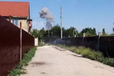 დროებით ოკუპირებულ ყირიმში რუსული ავიაბაზის მახლობლად აფეთქება მოხდა