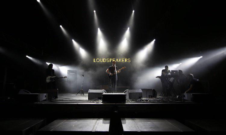 "ახლა ის გოგო ჩემი მეუღლეა, ხოლო სიმღერა, რომლის შესრულებაშიც ხელი შევუშალე, The Killers - ის Mr. Brightside იყო"