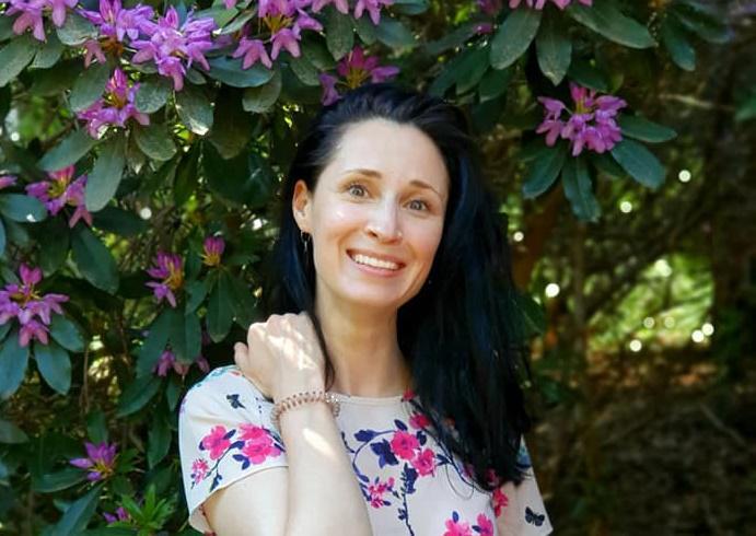 შოვში სტიქიას უკრაინელი ქალი ემსხვერპლა, მისი შვილის ძებნა გრძელდება - უკრაინის საგარეო უწყება ალინა პოლიკოვსკაიაზე