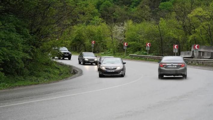 რას აცხადებს საავტომობილო გზების დეპარტამენტის უფროსი რიკოთზე არსებულ მოძრაობის რეჟიმზე?