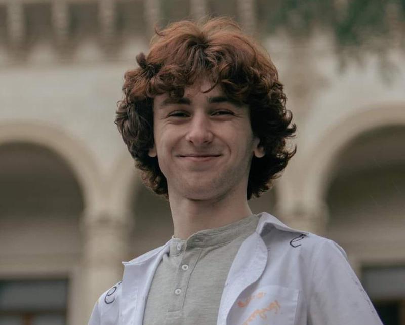 ტრაგედია სარფში: 19 წლის ბიჭი ზღვაში დაიხრჩო - რა ხდება ცნობილი უბედურ შემთხვევაზე?