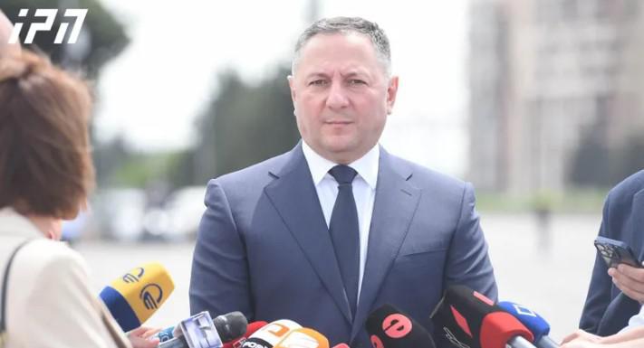 ვახტანგ გომელაურმა შს მინისტრის თანამდებობა დატოვა