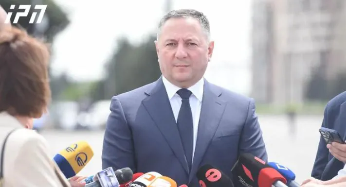 ვახტანგ გომელაურმა შს მინისტრის თანამდებობა დატოვა
