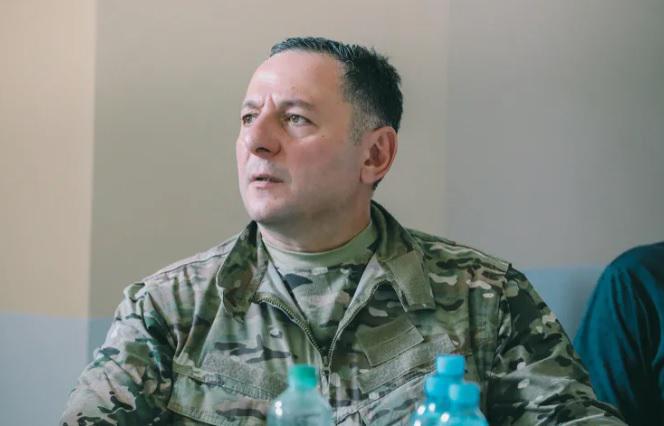 "ახლა გომელაურზე დარტყმის ვექტორის გადატანა, რომელიც შესაძლებელია მისი გადადგომით დასრულდეს, არის სისტემის ინტერესებში…" - ექსპერტი