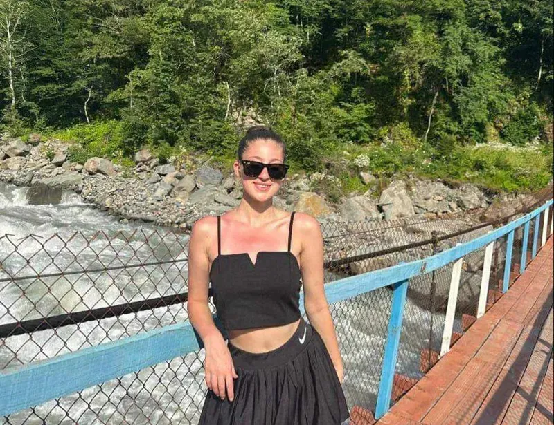 "დღეს მამამისმა ქუთაისის პროზექტურაში ამოიცნო... მე სასწაულების მჯეროდა" - შოვში, სტიქიის ზონაში დაღუპულებს შორის სალომე ხეთაგურის ცხედარი იპოვეს