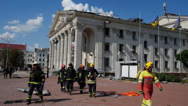 "ჩვეულებრივი შაბათი დღე რუსეთმა ტკივილის დღედ გახადა" - ოკუპანტებმა ჩერნიგოვს ბალისტიკური რაკეტით შეუტიეს: გარდაცვლილია 6 წლის ბავშვი, დაშავებულია 120-მდე ადამიანი