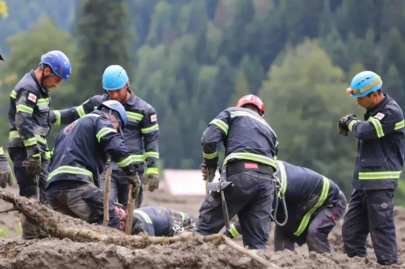ონში მაშველებმა კიდევ ერთი ცხედარი იპოვეს - ამ დროისთვის სტიქიის ზონაში 29 ცხედარია აღმოჩენილი