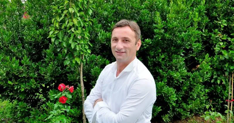 "ვეძებ მერაბს, რომელიც 12 წლის ასაკში ჩემი ძმა უნდა გამხდარიყო..." - რას წერს ლადო აფხაზავა