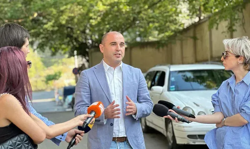 "დიახ, პრეზიდენტ სააკაშვილთან ერთად სოხუმში აუცილებლად ავაშენებთ აეროპორტს, ყველაზე დიდ აეროპორტს" - ლევან ხაბეიშვილი