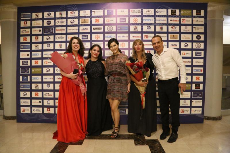 ბათუმის ილია ჭავჭავაძის სახელობის პროფესიულ სახელმწიფო დრამატულ თეატრში "ღამის სერენადების“  ბათუმური კონცერტების დასკვნითი საღამო გაიმართა