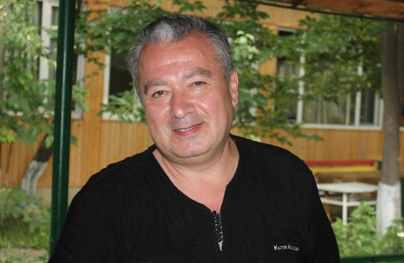 "5 წელია, რაც მამა აღარ არის. ამბობენ, დრო ყველაფრის მკურნალიაო, ასე არ არის..." -  თბილისის ერთ-ერთ ქუჩას ზურაბ ვადაჭკორიას სახელი ეწოდა