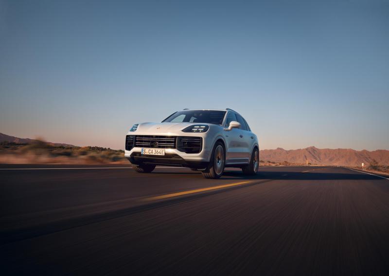 ყველა დროის ყველაზე მძლავრი Porsche Cayenne Turbo E-Hybrid