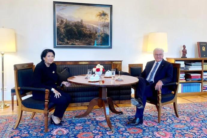 გერმანიაში საქართველოს პრეზიდენტ სალომე ზურაბიშვილის ვიზიტი დაიწყო - ის გერმანელ კოლეგას, ფრანკ-ვალტერ შტაინმაიერს შეხვდა