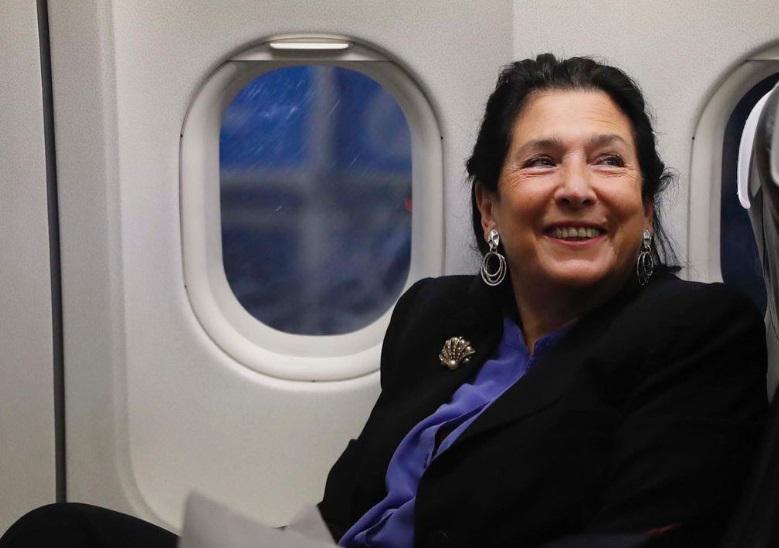 "თუ ზურაბიშვილს გაუშვებენ, ისევ პირდაპირი წესით მოგვიწევს პრეზიდენტის არჩევა, ასე მარტივიც არაა, გადააყენო და მორჩა... ეს სრულიად თავდაყირა დააყენებს ყველაფერს" - ექსპერტი