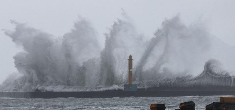 ტაივანს ტაიფუნი ჰაიკუი დაატყდა თავს (ფოტოები)