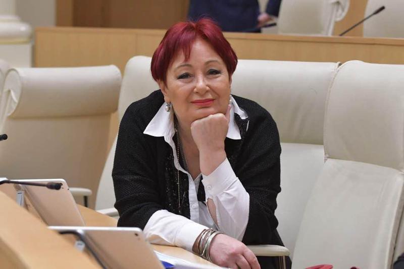 პარლამენტმა ქეთევან დუმბაძისათვის პარლამენტის წევრის უფლებამოსილების ვადამდე შეწყვეტას მხარი დაუჭირა