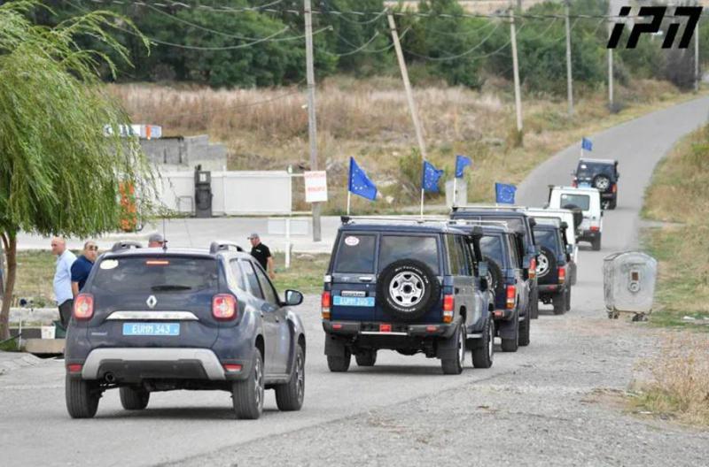 ჯოზეფ ბორელი, ხურვალეთში, საოკუპაციო ხაზთან ჩავიდა