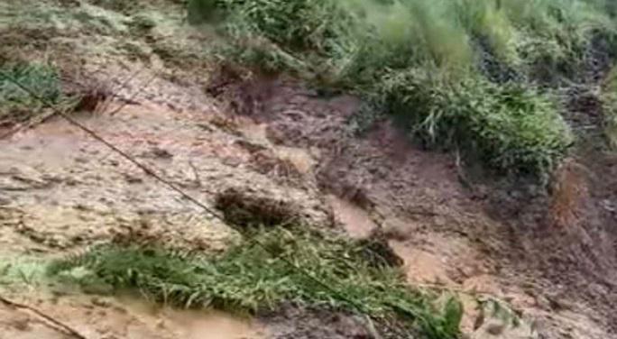 "მე-4 კლასელი ბავშვია დაკარგული, სახლი ჩაიტანა მეწყერმა, დაახლოებით 10 სახლია დანგრეული - ლანჩხუთის მერი გურიის სტიქიაზე