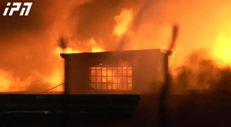 ხანძარი არქივის ეზოში ცალკე მდგომ შენობაში გაჩნდა - საგანგებო სიტუაციების მართვის სამსახური