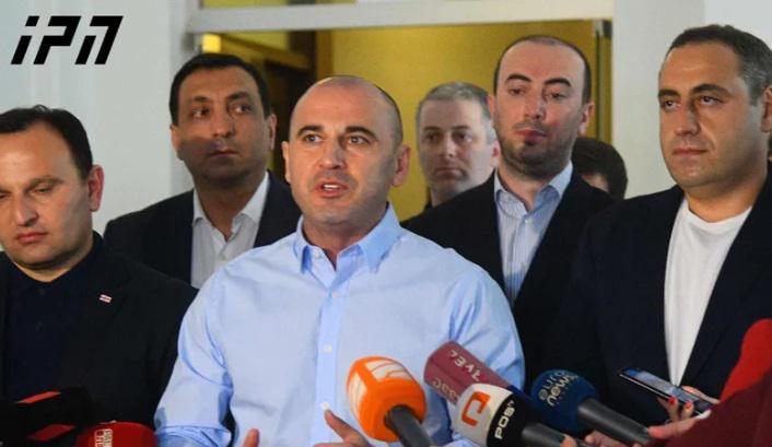 "ყველამ ნახა აკანკალებული კობახიძე, როდესაც კითხვა დავსვით, რატომ აქვს ფარცხალაძეს საქართველოს მოქალაქეობა - ცხადია, ვიჩხუბებთ, ფიზიკურად დავიცავთ ამ ქვეყანას" - ლევან ხაბეიშვილი