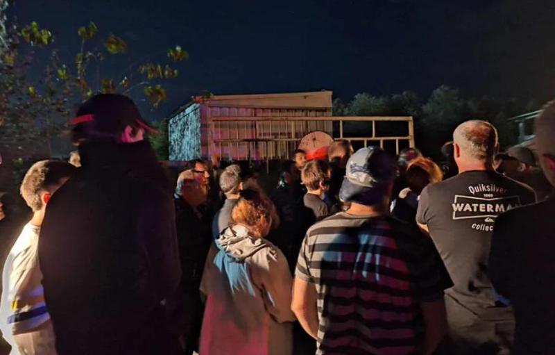 ხმაურია ქუთაისში - ნიკეას ქუჩის მოსახლეობა დასახლების მიმდებარედ ნაგავსაყრელის არსებობას აპროტესტებს