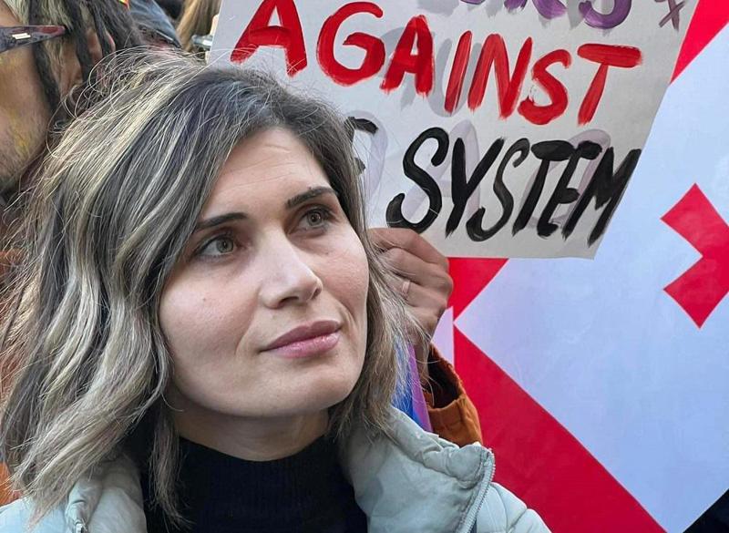 სამირა ბაირამოვას ბრძოლა საკუთარი თემის და ქვეყნის უფლებების დასაცავად -  სამოქალაქო აქტივისტის გზა ჟურნალისტიკის გავლით