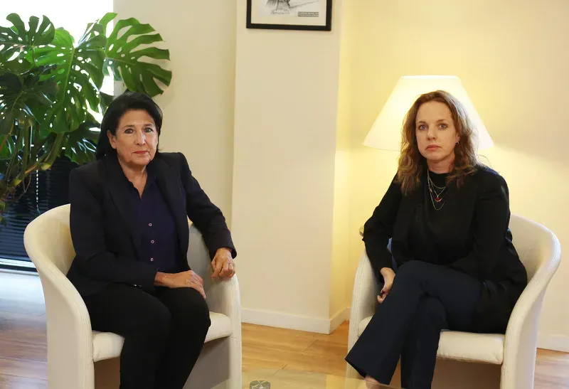 საქართველოს პრეზიდენტი ორბელიანების სასახლეში ისრაელის ელჩს ჰადას მეიცადის შეხვდა