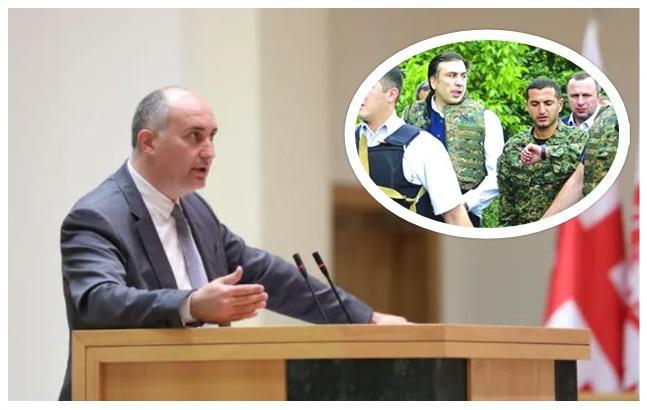 "ჩემთვისაც ლაჩრულია ომში 2 - მეტრიანი კაცი რომ გარბის... ჩემი შვილები 2008-ში 8 წლის და 6 წლის იყვნენ და ორივეს შერცხვა მთავარსარდლის საქციელის" - ბურჭულაძე სააკაშვილზე