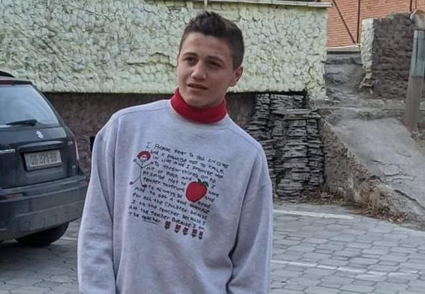 19 წლის ჯარისკაცი საგუშაგოზე გარდაცვლილი ნახეს - ცნობილი ხდება ახალგაზრდის ვინაობა