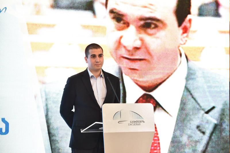 "ისეთი მაღალი ქულა მიიღო, მსოფლიო მაჩვენებლით ტოპ 2%-ში შევიდა" - რას საქმიანობს და სად მუშაობს ზურაბ ჟვანიას ვაჟი პატიმრობის შემდეგ?