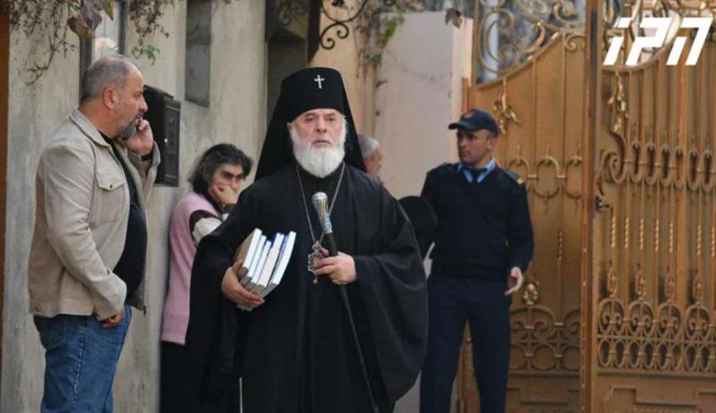 პირველი კომენტარები სინოდის სხდომის დასრულების შემდეგ - რაზე იმსჯელეს მაღალი იერარქიის სასულიერო პირებმა?