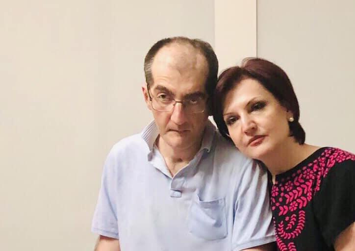 "მიჩივის, თითქოს ცოტნეს შვილებს მამის სანახავად არ ვუშვებ... დანიელი მოსკოვშია და მამის სანახავად არც მოსულა" - როგორ დაუკავშირა ანა ჯაბაურმა ცხოვრება გამსახურდიებს და რა სირთულეებთან უწევს გამკლავება