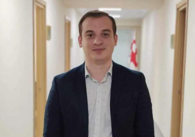 "თურმე მქონია ყველანაირი კომფორტი, ავტომანქანა, ბენზინი, ხელფასი და მაინც უკმაყოფილო ვყოფილვარ... საბოლოოდ ბრძოლა ჩემი გათავისუფლებით დასრულდა" - რას წერს შსს-ს ყოფილი თანამშრომელი