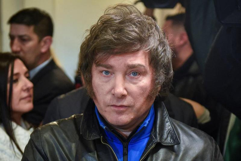 "შეშლილი", რომელიც რჩევებს ძაღლებისგან იღებს - ვინ არის არგენტინის ახალი პრეზიდენტი, ზღაპრული დაპირებებით: "ის არგენტინაში ყველაზე სასურველი მამაკაცია"