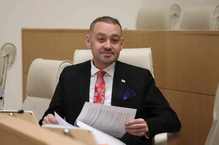 "ქართველი ხალხი აფასებს პრემიერ ღარიბაშვილის პოზიციონირებას ყველა პლატფორმაზე, რადგან იგი ღირსეულად წარმოაჩენს ჩვენს ქვეყანას" - ბექა ოდიშარია