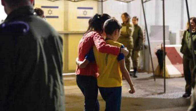 ისრაელსა და "ჰამასს“ შორის მიღწეული მოლაპარაკებების შედეგად, ღაზას სექტორი კიდევ 11-მა ისრაელელმა მძევალმა დატოვა