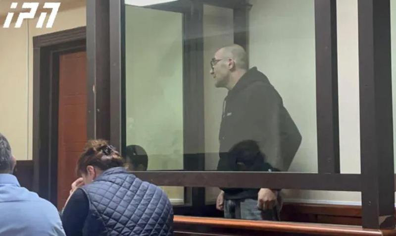 ქალზე ძალადობაში, მუქარასა და ნარკოტიკული საშუალებების შეძენა-შენახვაში ბრალდებულმა "კაბუმ“ საპატიმრო დატოვა