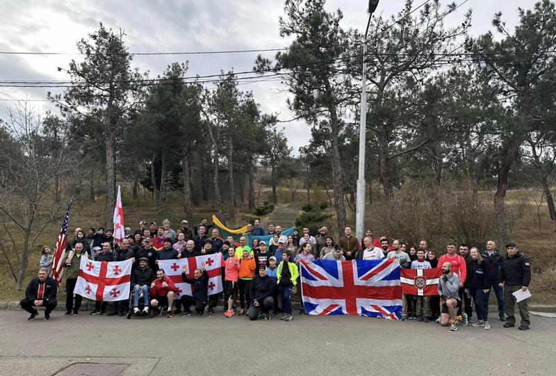 სილქნეტი: "სამხედრო ატაშეების მარათონი დაჭრილ მებრძოლთა მხარდასაჭერად გაიმართა"